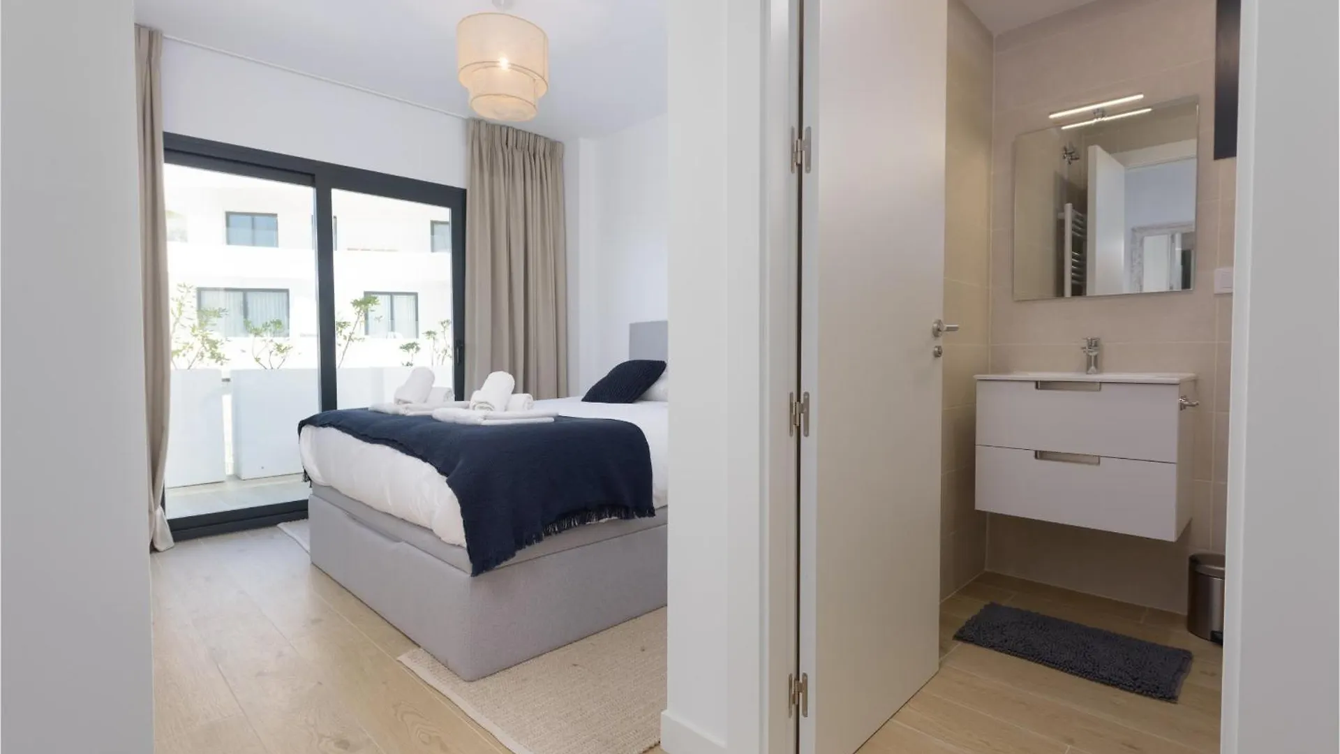 One-80 Suite 2440 Estepona Spain