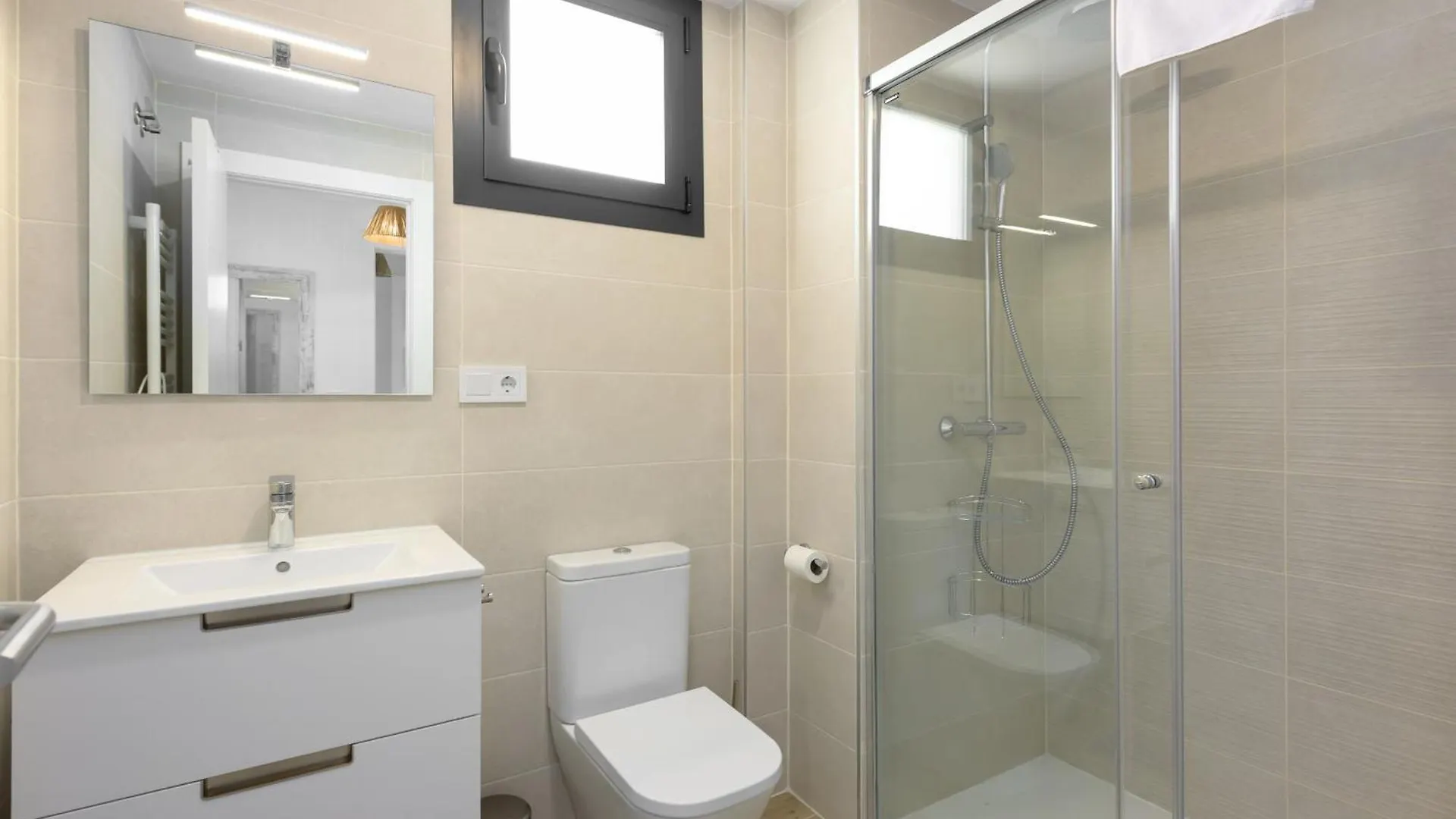 One-80 Suite 2440 Estepona
